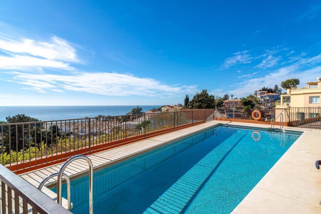Adosado Con Vistas Al Mar Desde La Piscina Con Bbq Vila Velez Exterior foto